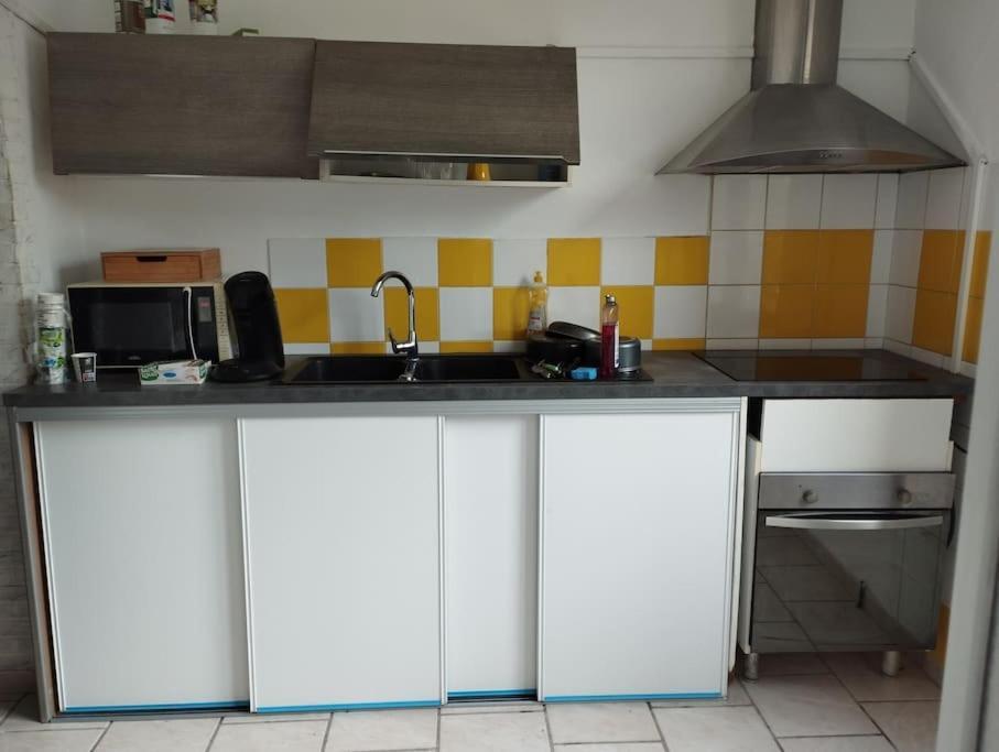 Ferienwohnung Agreable Maison Avec Parking Gratuit Amiens Exterior foto
